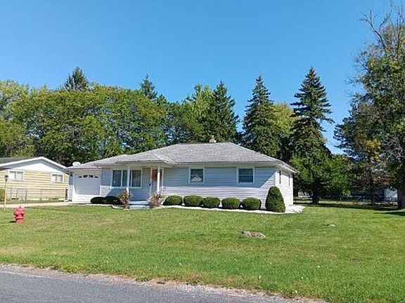 2nd image of 2955 Welland Dr