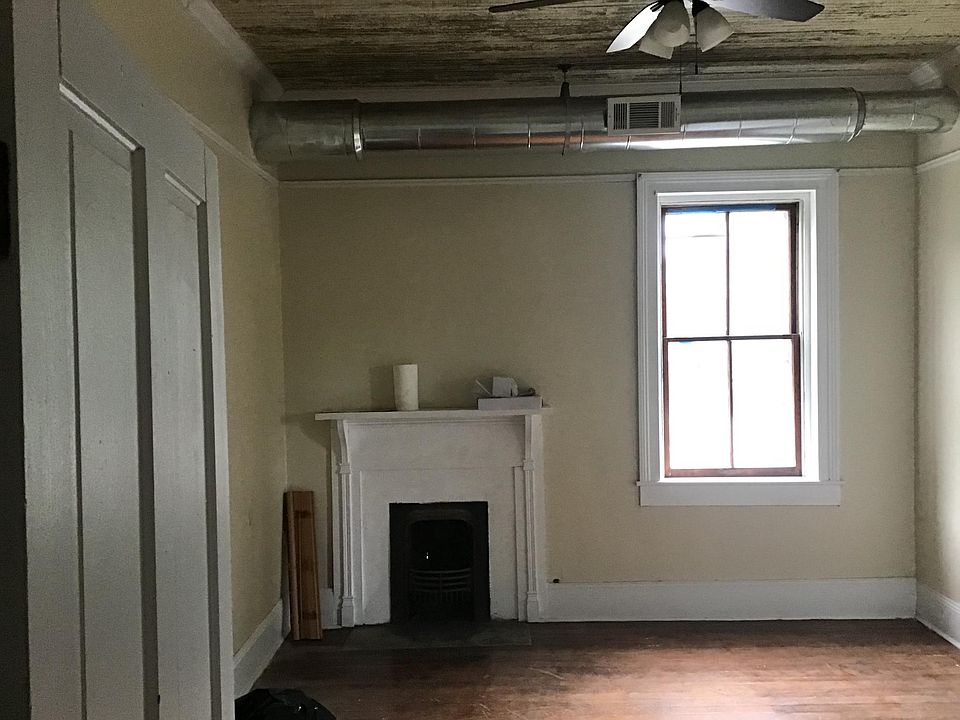 2nd image of 1010 Church St Unit A