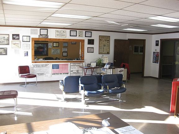 3rd image of 114 Route 32
