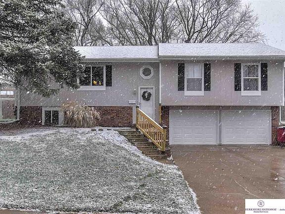 2nd image of 705 Donegal Dr