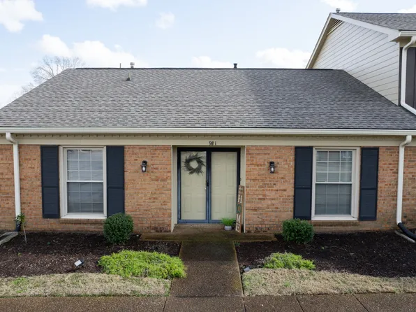 981 Todd Preis Dr, Nashville, TN 37221