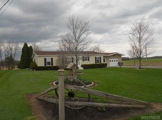 6511 Cockram Rd, Byron, NY 14422