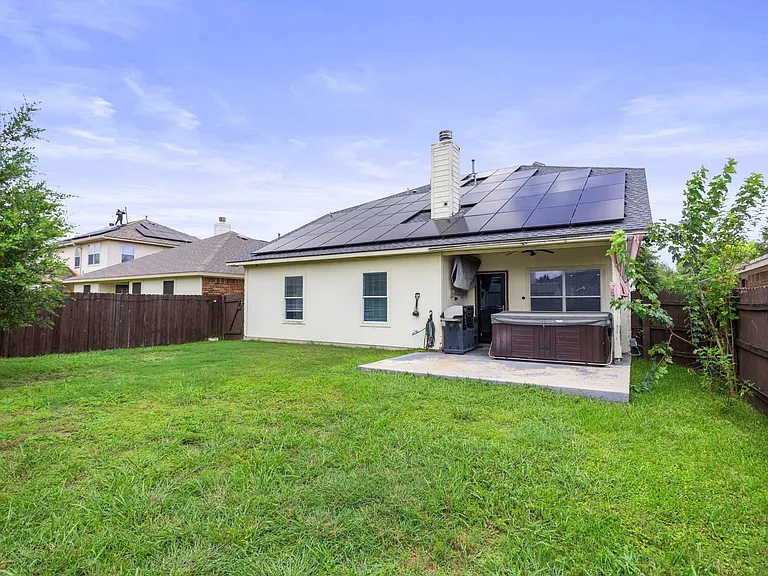 4405 Bandice Ln — Photo 32