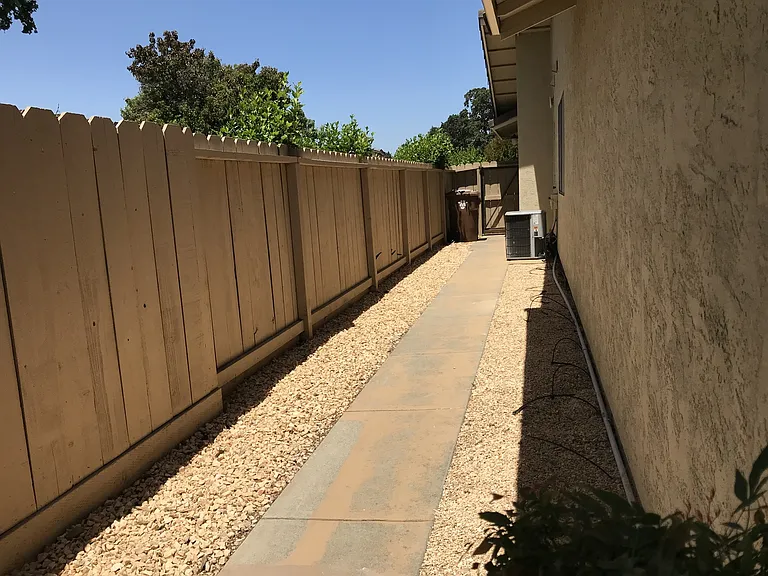 1633 San Vicente Ave — Photo 23