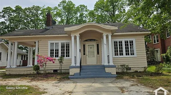 703 Hill St — Photo 1