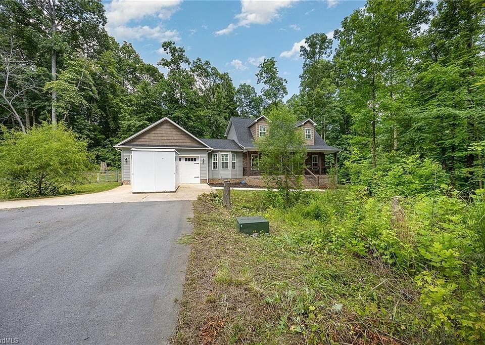 1st image of 350 Butler Dr