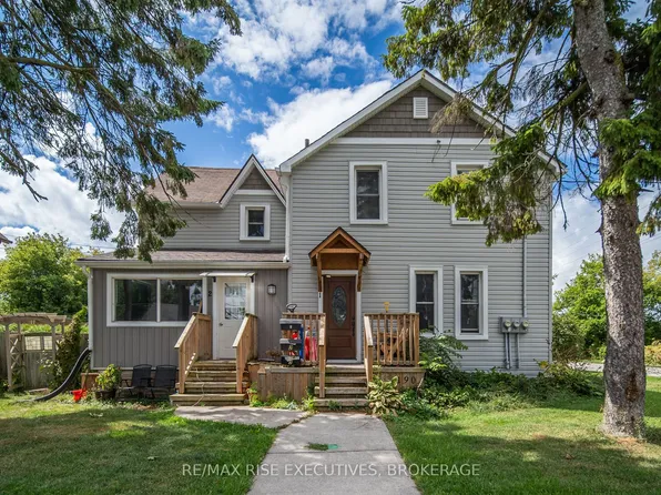190 Victoria Ave, Gananoque, ON K7G 2S1