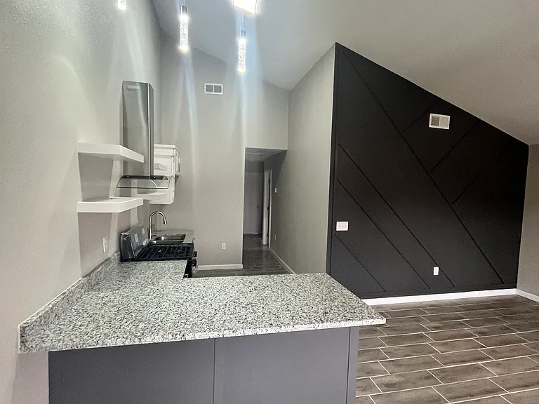 7905 Mitzie Ram Pl — Photo 2