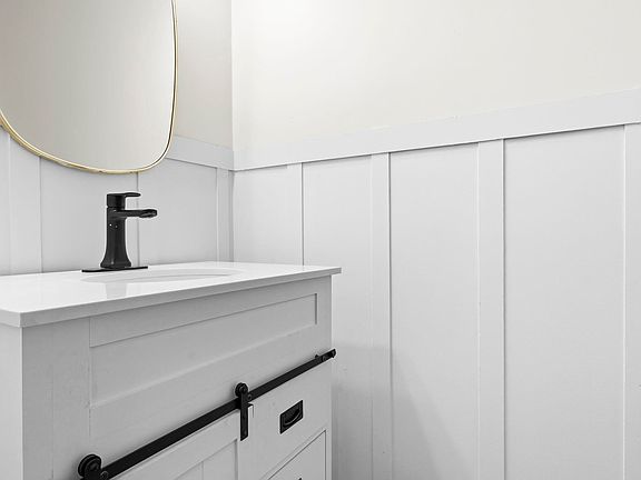 4th image of 7 Ridgebrook Way