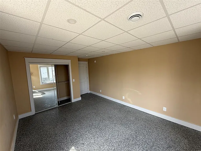 15 Renaud Dr #201 — Photo 5