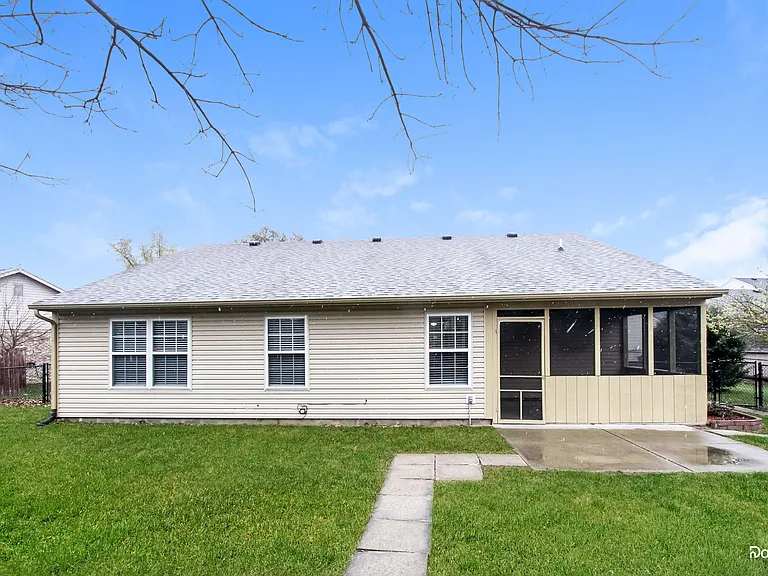 7028 Gimbel Ct — Photo 15