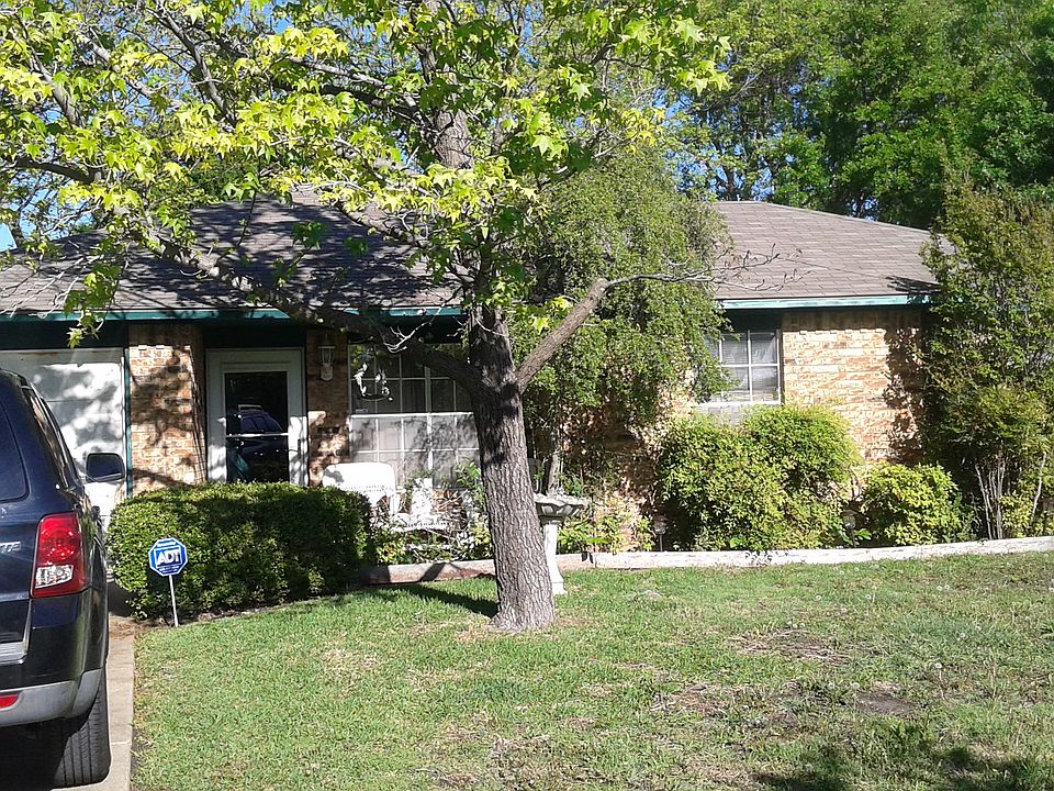 1st image of 141 Milas Ct