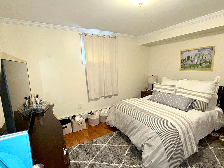 8 Kenwood St #B — Photo 3