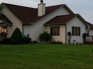24433 Carleton West Rd, Belleville, MI 48111