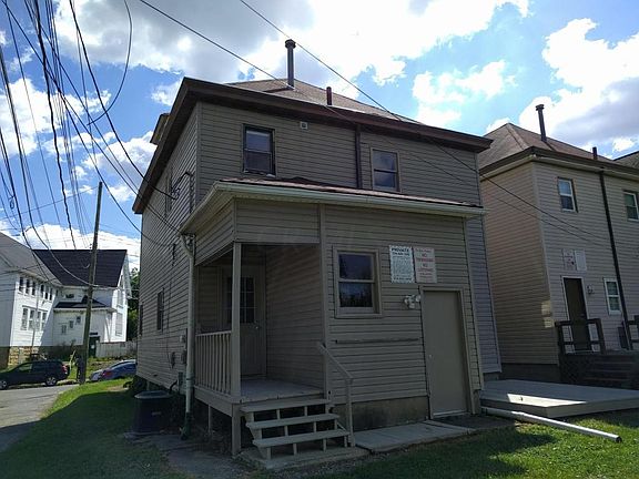 3rd image of 2411 East Ave