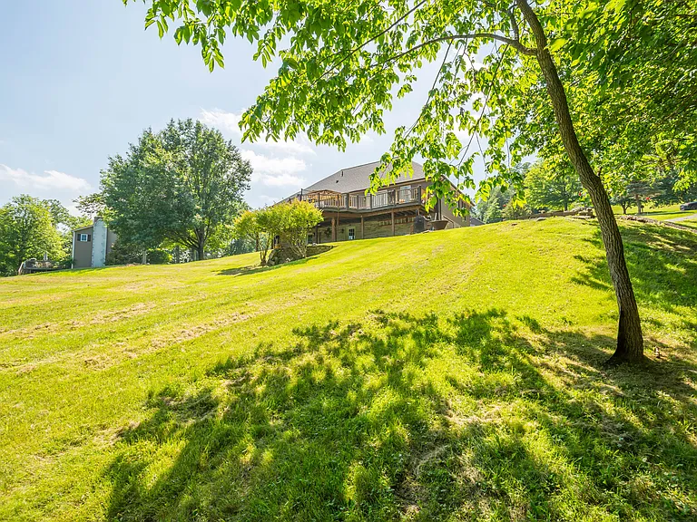 3054 Bedillion Rd — Photo 44