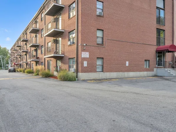 10 Wrentham Rd APT 109, Worcester, MA 01602