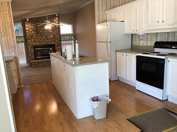 5th image of 1020 County Road 1561