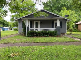 1322 Crawford Ave, Parsons, KS 67357