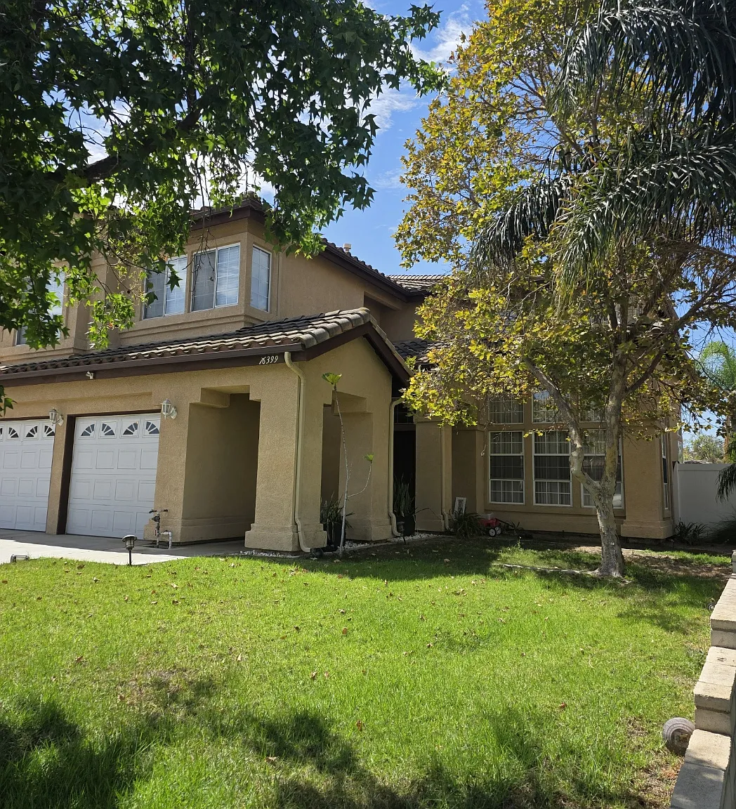 5 bed, 2650 sqft, $3,950 — Photo 2