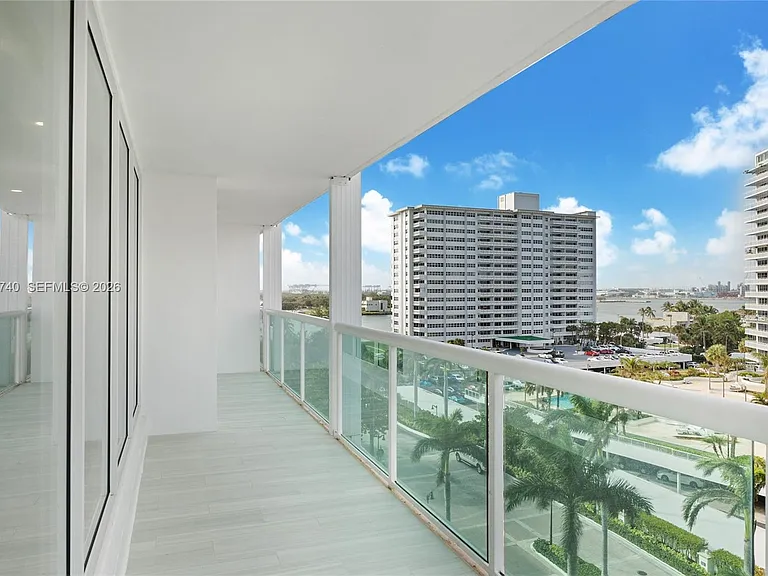 2100 S Ocean Ln #601 — Photo 9