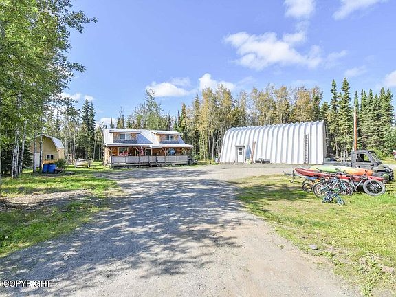 4th image of 35061 Adell Ave
