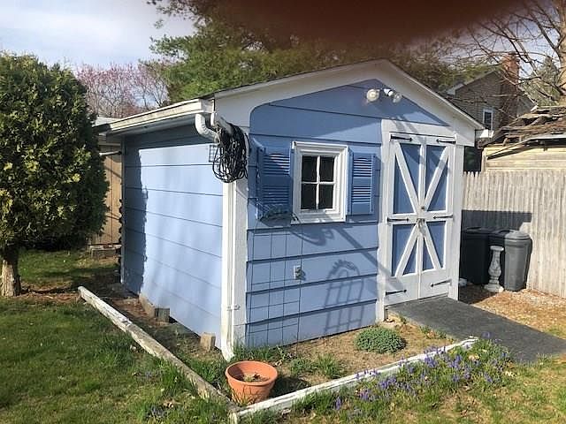 2nd image of 25 Chachapacassett Rd