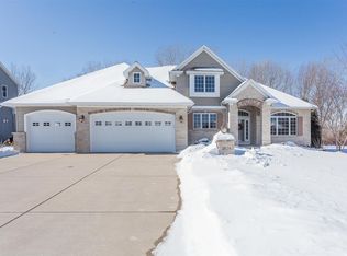 2024 E Higgins Hl, De Pere, WI 54115