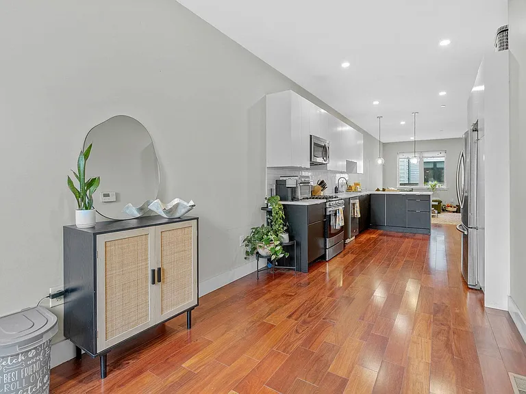 1838 Frankford Ave #1 — Photo 8