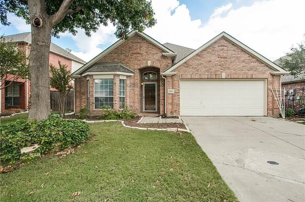 3 bed, 1890 sqft, $2,395 — Photo 1