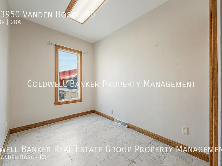 N3950 Vanden Bosch Rd — Photo 20