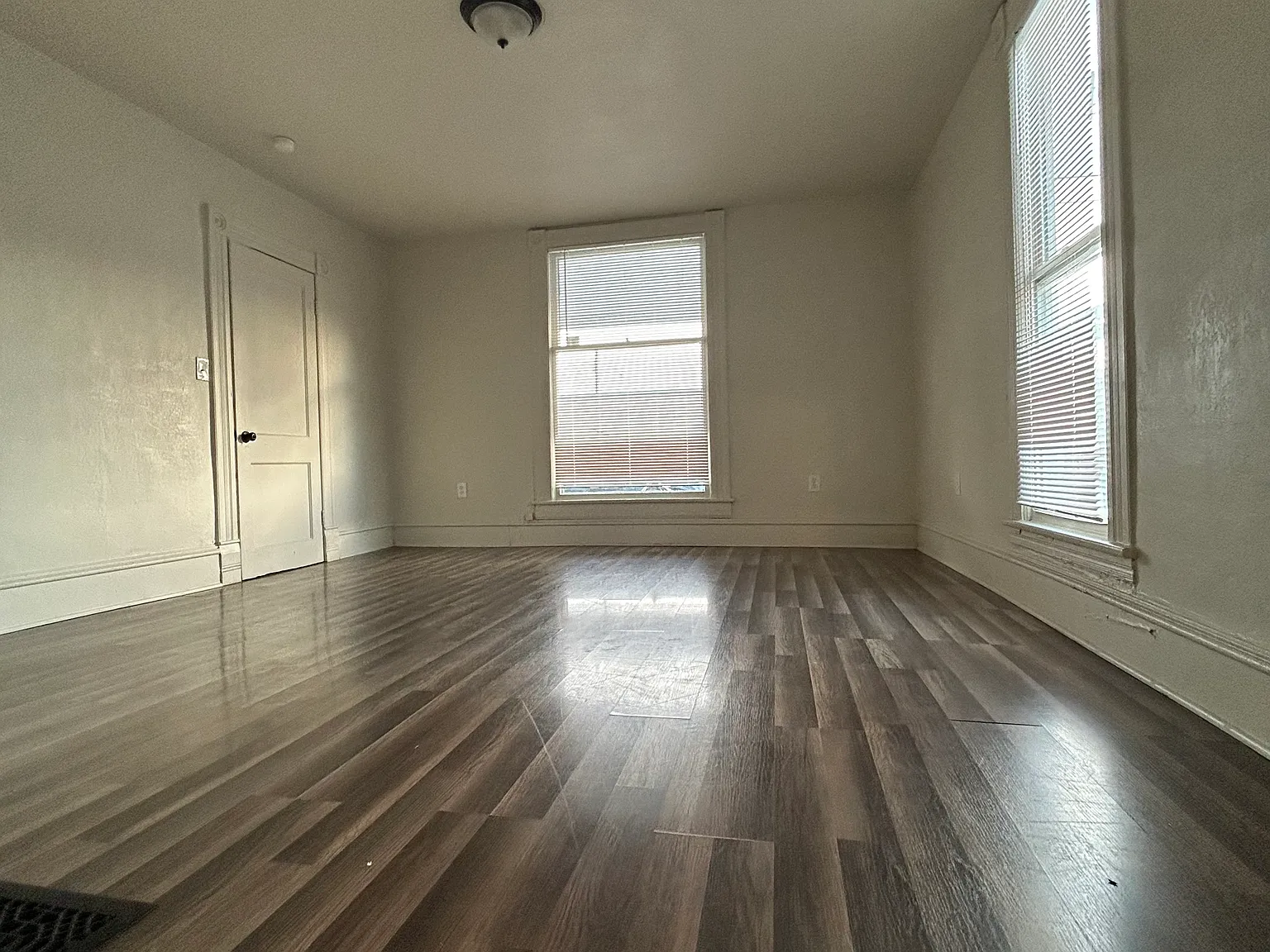 2 bed, 1020 sqft, $1,080 — Photo 2