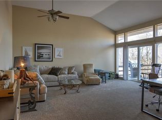 13 Primrose Rd, Lake Ozark, MO 65049