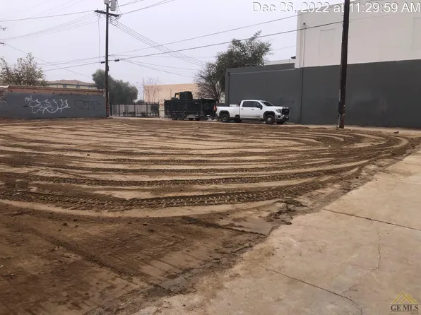 812 Baker St #808, Bakersfield, CA 93305