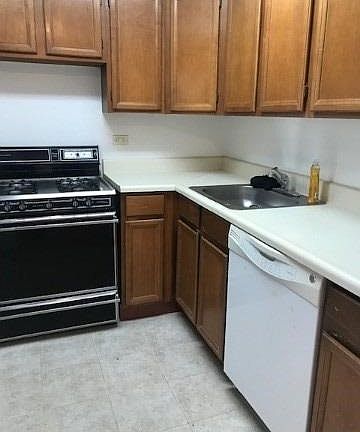 3rd image of 2 Bay Club Dr APT 12X