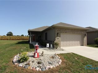 229 Kierra Ln, Swanton, OH 43558