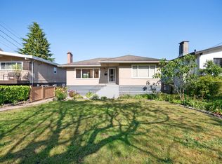 4262 Dumfries St, Vancouver, BC V5N 3T2