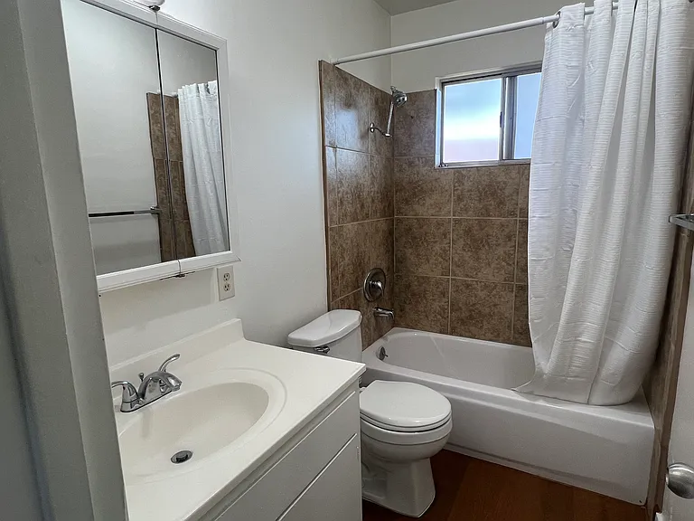 7555 Linda Vista Rd #31 — Photo 19