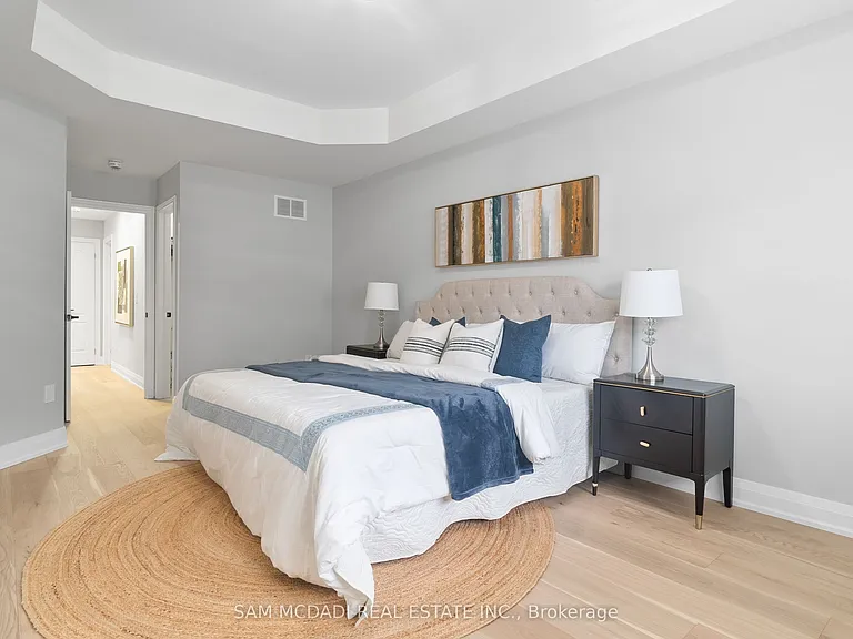 573 Settlers Rd W — Photo 23
