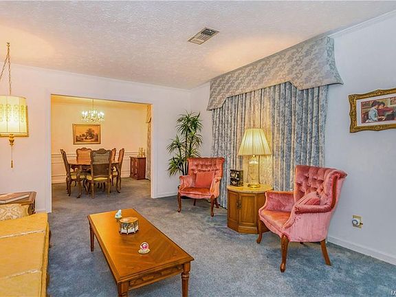 5th image of 6631 Halcyon Dr