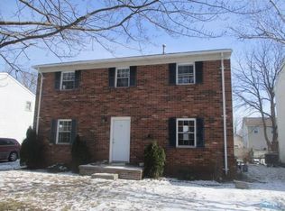 829 Circleview Dr, Toledo, OH 43615