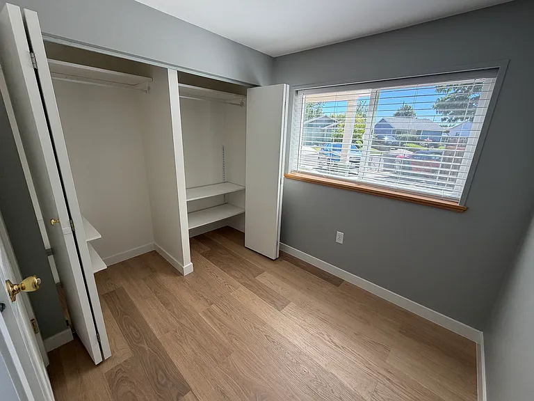 809 Stanton Ave — Photo 9
