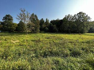 Chase Rd, Albany, OH 45710