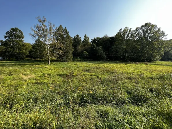 Chase Rd, Albany, OH 45710