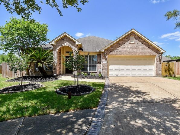 1619 Anna Mills Ct, Richmond, TX 77469