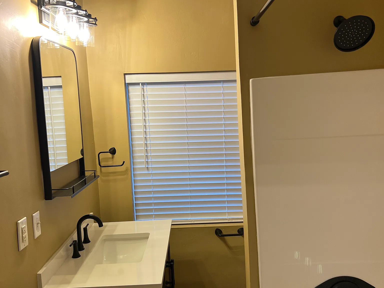 2 bed, 968 sqft, $850 — Photo 3