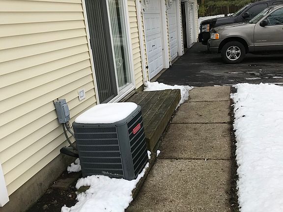 4th image of 1325 Braver Ct #1325