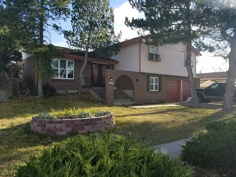 8628 Otis Dr — Photo 3