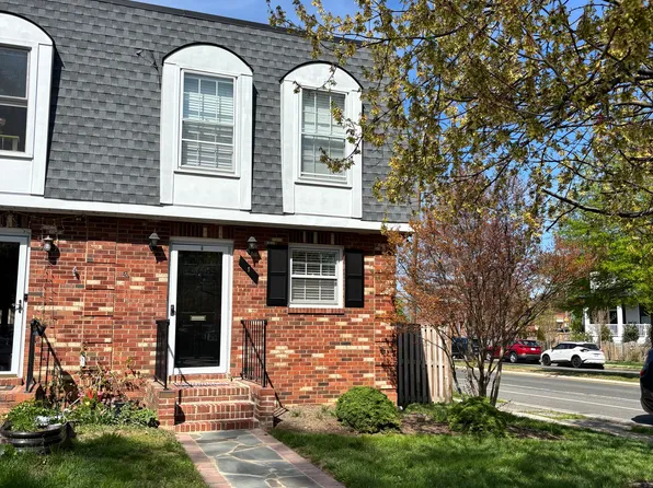 1 W Caton Ave, Alexandria, VA 22301