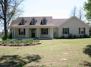 4159 Cross Country Rd, Newbern, TN 38059